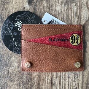Danielle Nicole Harry Potter Platform 9 3/4 Cardholder Wallet – NWT, Rare 🪄✨